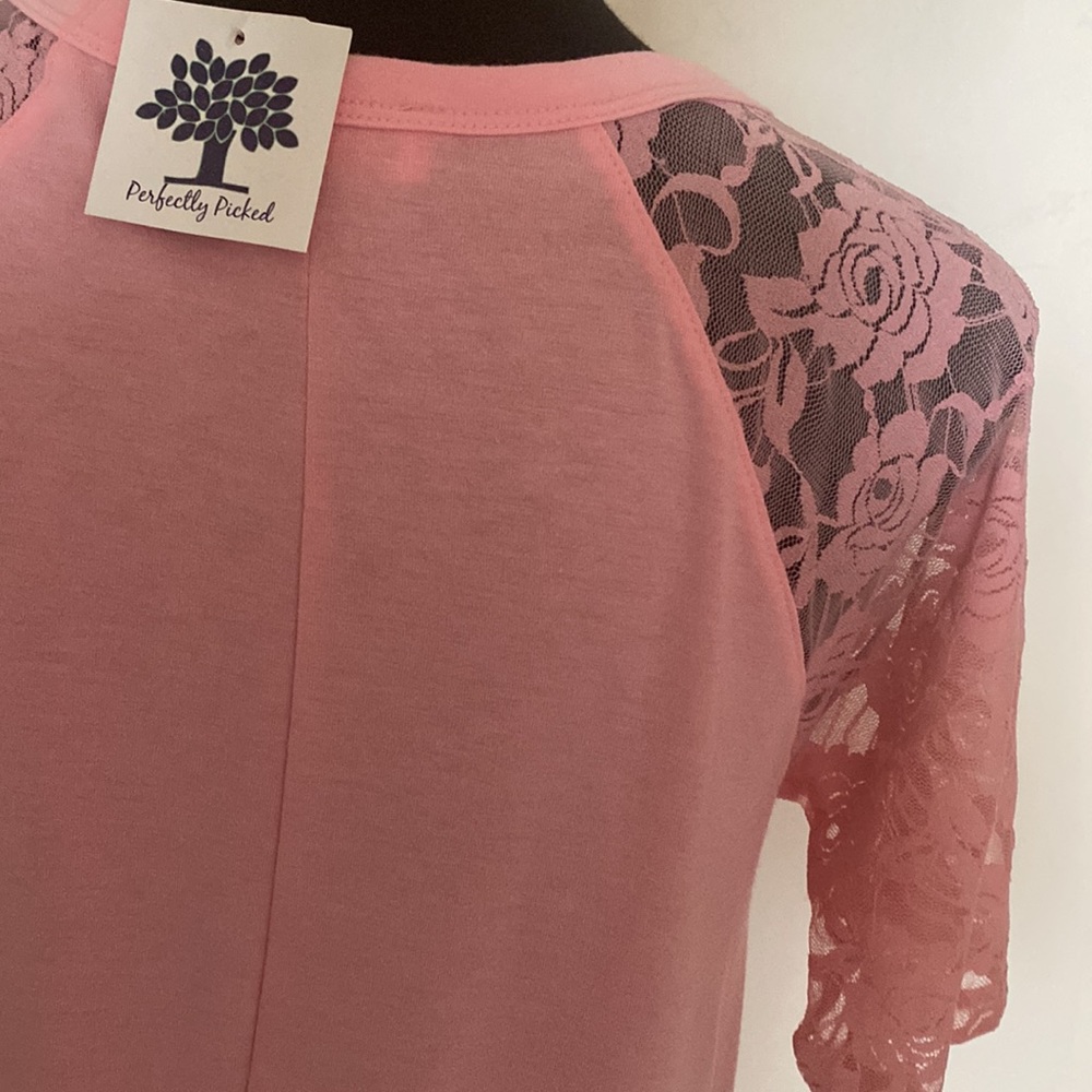 Zenana Pink Short Sleeve Shirt With Rose Lace Sleeves - Picture 16 of 16